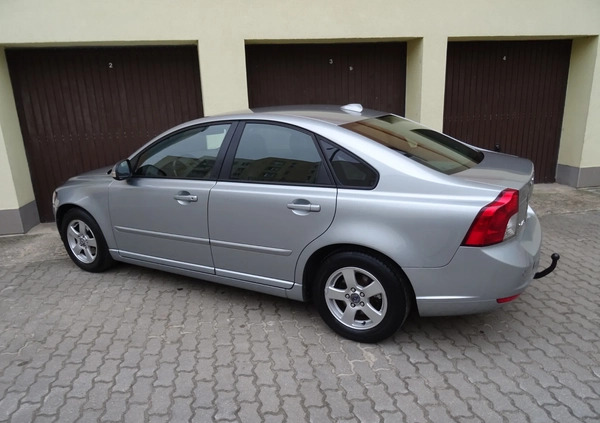 Volvo S40 cena 19900 przebieg: 250000, rok produkcji 2009 z Puławy małe 326